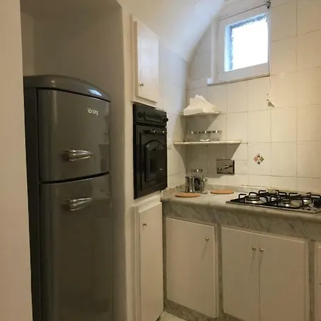 Al 12 Di Via Angeli Gallipoli