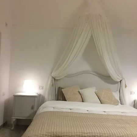 Apartment Al 12 Di Via Angeli