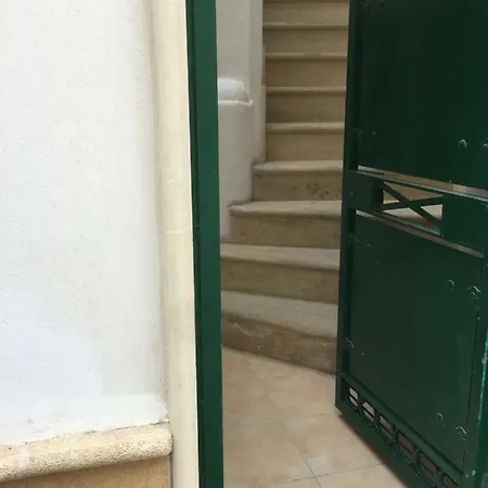 Al 12 Di Via Angeli Apartment *